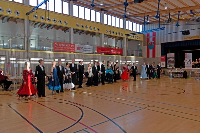 Auftakt zum Masters III S Standard Tunier